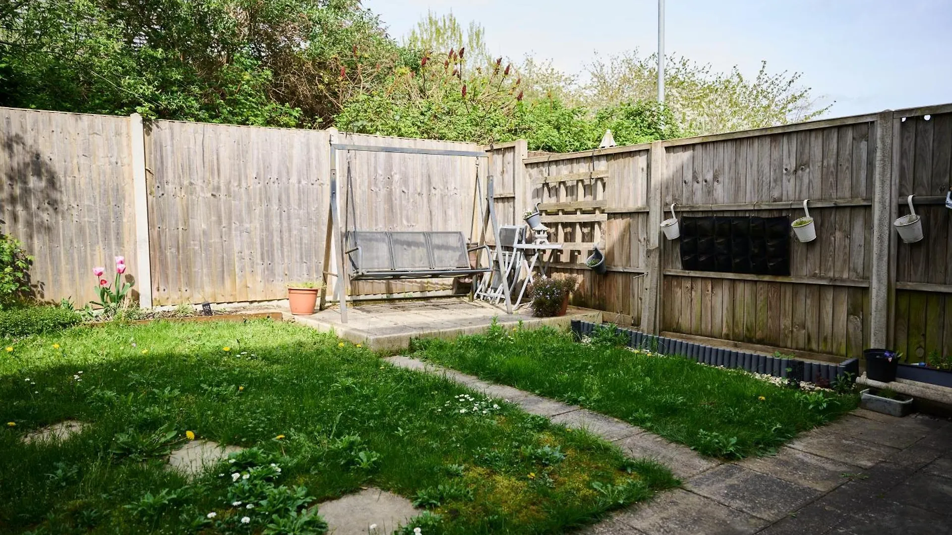 Apartment Cherish Stays Spacious & Amazing 3 Bed House In Hayes & Heathrow West Drayton