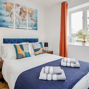 King Bed Manhattan Close To London Heathrow West Drayton (Middlesex)